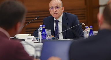 Bakan Şimşek: “(Kredi kartı taksit iddiaları) Bizden duymadığınız hiçbir habere itibar etmeyiniz”