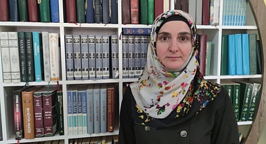 Bingöl'de Öğretmenlik Yapan Çiçek, Aradan Geçen 27 Yıla Rağmen O Günleri Unutamadı