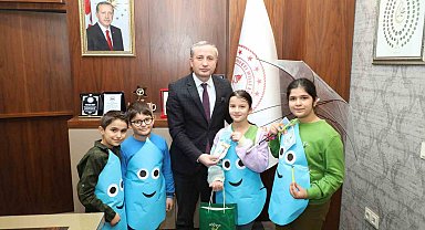 Ağrı'da Dünya Su Günü'nde öğrenciler Milli Eğitim Müdürü Kökrek ile buluştu