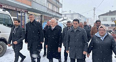 Arslan Sarıkamış'ta esnaf ve vatandaşlarla buluştu