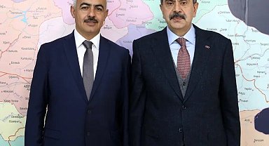 Bakan Yusuf Tekin'den Oltu'ya büyük yatırım müjdeleri