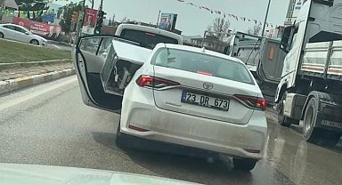 Buzdolabını otomobilin arka koltuğunda taşıdı