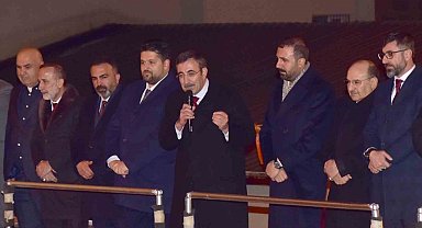 Cumhurbaşkanı Yardımcısı Yılmaz, Ahlat'ta halkla buluştu