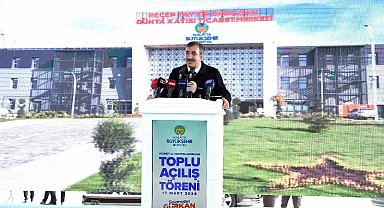 Cumhurbaşkanı Yardımcısı Yılmaz: "Yıl sonunda 200 bin konut hak sahiplerine teslim edilecek"