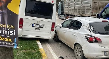 Elazığ'da zincirleme kaza: 3 araçta maddi hasar oluştu