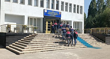 Erzurum'da jandarmadan PKKKCK'ya yönelik eş zamanlı operasyon