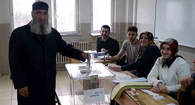 Erzurum'da seçmen sandık başında