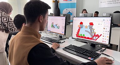 Geleceğin Teknoloji Yıldızları Yüksekova'da yetişiyor