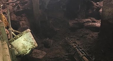 Güroymak'ta ağıl çöktü, 20 hayvan telef oldu