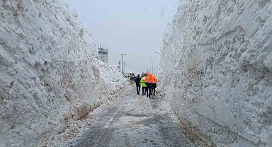Hakkari-Çukurca kara yolu ulaşıma açıldı