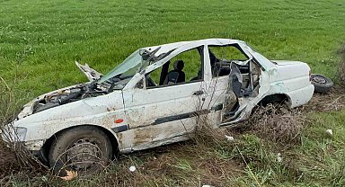 Hurdaya dönen araçtan sağ çıktı