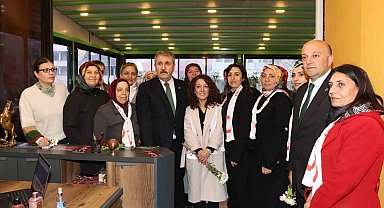 Kadın kollarına teşekkür etti