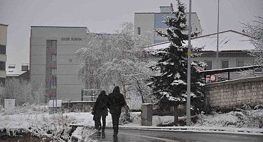 Kars baharda kışı yaşıyor