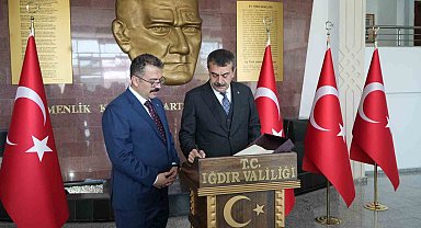 Milli Eğitim Bakanı Tekin Iğdır'da