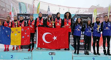 Millilerimizden Kar Voleybolunda 3 Madalya
