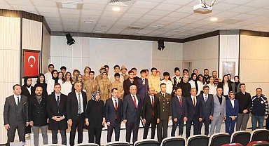 Oltu'da Çanakkale zaferi etkinliği