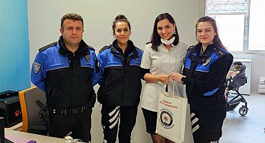 Polislerden 14 Mart Tıp Bayramı kutlaması