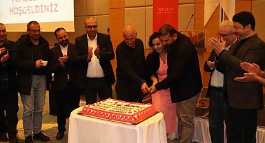 Sağlık çalışanları 14 Mart'ı kutladı