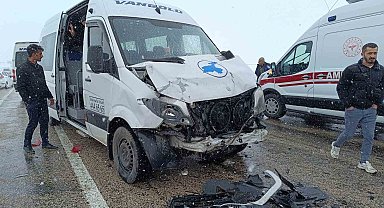 Van'da trafik kazası: 1 yaralı