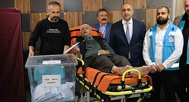 Van'daki hastalar oylarını sedye üzerinde kullandı