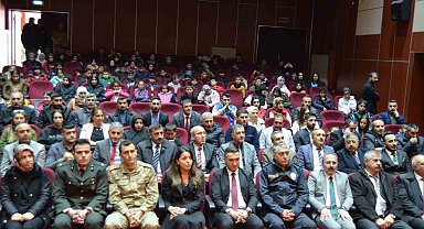 Varto'da 12 Mart İstiklal Marşı'nın Kabulü ve Mehmet Akif Ersoy'u Anma programı