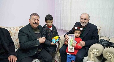 Yavilioğlu, teravih sonrası vatandaşı dinledi