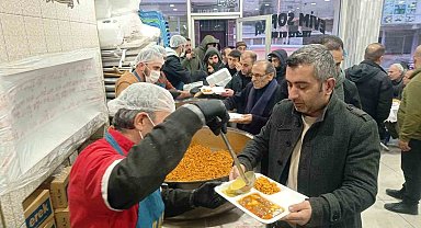 Yemek şirketinden ücretsiz iftar yemeği