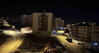 Yüksekova'da artçı depremler devam ediyor