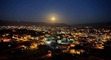 Yüksekova'da deprem