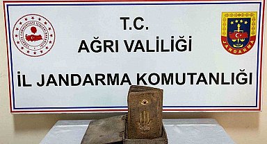Ağrı'da 1000 yıllık İbranice kitap ele geçirildi