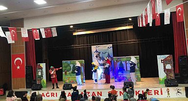 Ağrı'da çocuklar Ramazan şenlikleriyle eğlendi