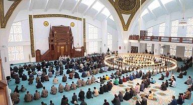 Ağrı'da Polis Haftası'nda şehitler unutulmadı