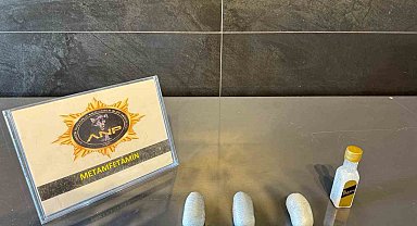 Ağrı'da uyuşturucu tacirleriyle polis arasında kovalamaca yaşandı: 2 gözaltı