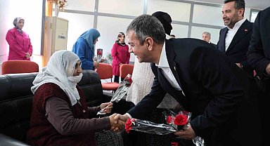 Bayramda huzurevi sakinleri unutulmadı