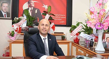 Belediye Başkanı makamı çiçek bahçesi gibi