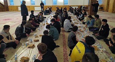 Çıldır Müftülüğünden Gençlere İftar