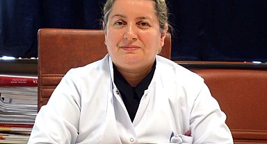 Doç. Dr. Uğur, "Hormon sağlığı için özellikle sebze ve meyve ağırlıklı olacak şekilde beslenmeliyiz"