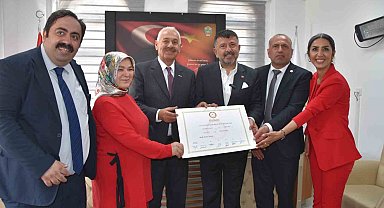 Doğanşehir Belediyesi'nde devir teslim töreni