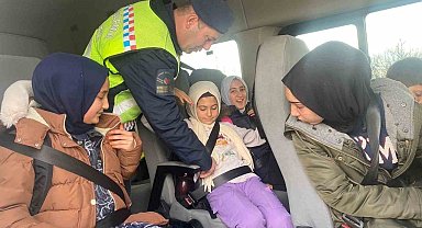 Elazığ'da jandarma ekipleri okul servislerini denetledi