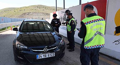 Elazığ'da jandarma ekiplerinden bayram denetimi