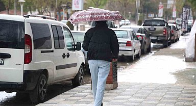 Elazığ'da kısa süreli sağanak
