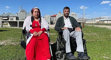 Engelli çift, inşaatını bitiremedikleri evleri için destek bekliyor