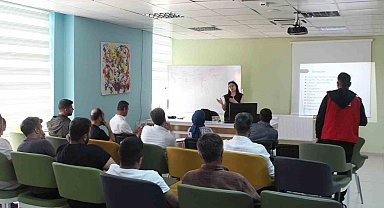 Erciş'te sağlıklı beslenme eğitim semineri verildi