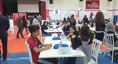 Erzurum'da akıl ve zeka oyunları başladı