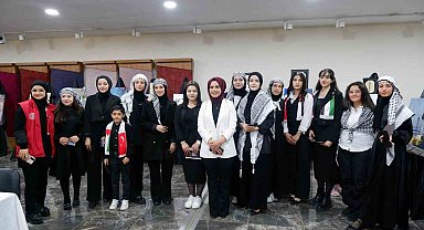 Gazze'nin sesini fırçalarıyla tuvale çizdiler