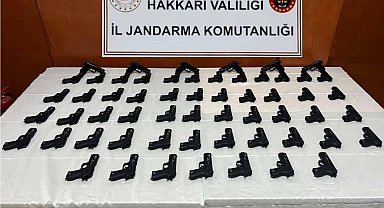 Hakkari'de 58 adet tabanca ele geçirildi