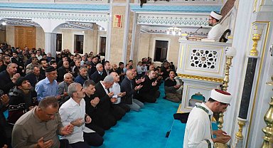 Hakkari'de Kadir Gecesi idrak edildi