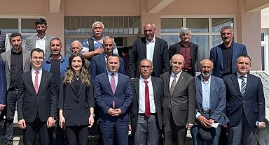 Hınıs'ta cemevleri için toplandılar