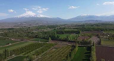 Iğdır'da ilkbahar ve kış mevsimi bir arada