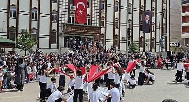 İspir'de 23 Nisan coşkusu